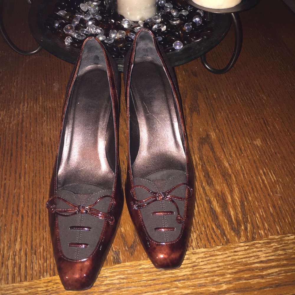 Tortoise & Brown Heels!  EUC!